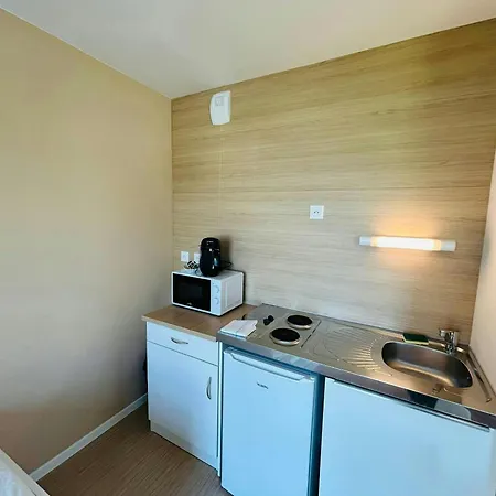 We Live In R - 404 Apartment Reims